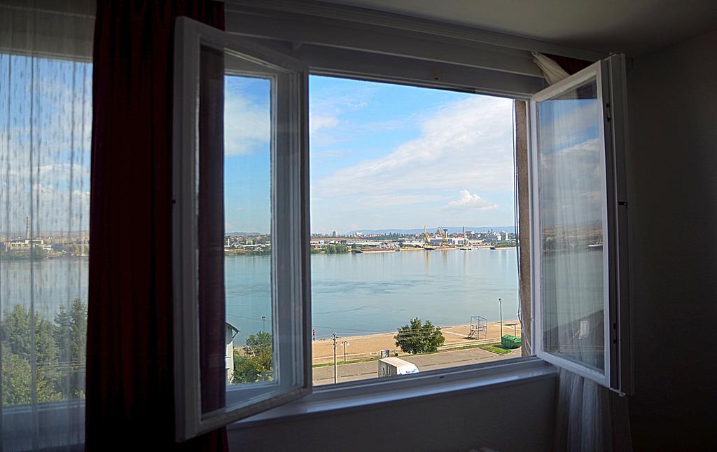 Apartment Mara คลาโดโว ภายนอก รูปภาพ